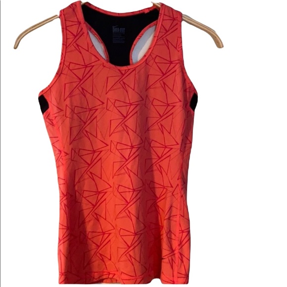 Nike dri fit tank top, siz L, worn only once